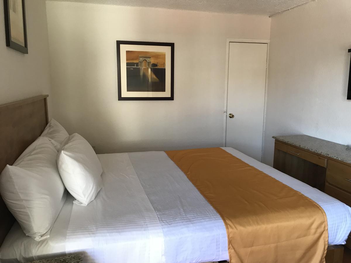 Hotel Guillen Jr Tijuana Eksteriør billede
