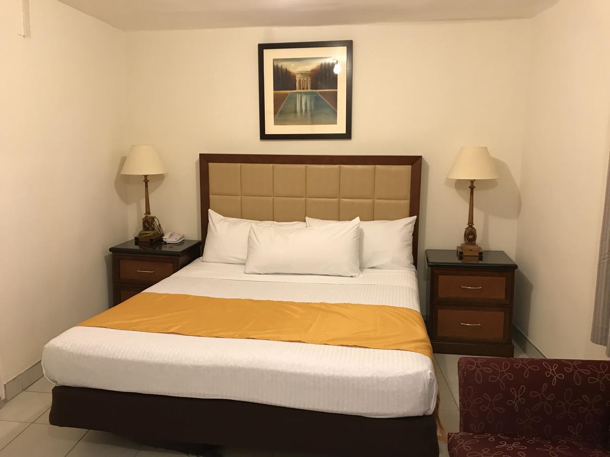 Hotel Guillen Jr Tijuana Eksteriør billede