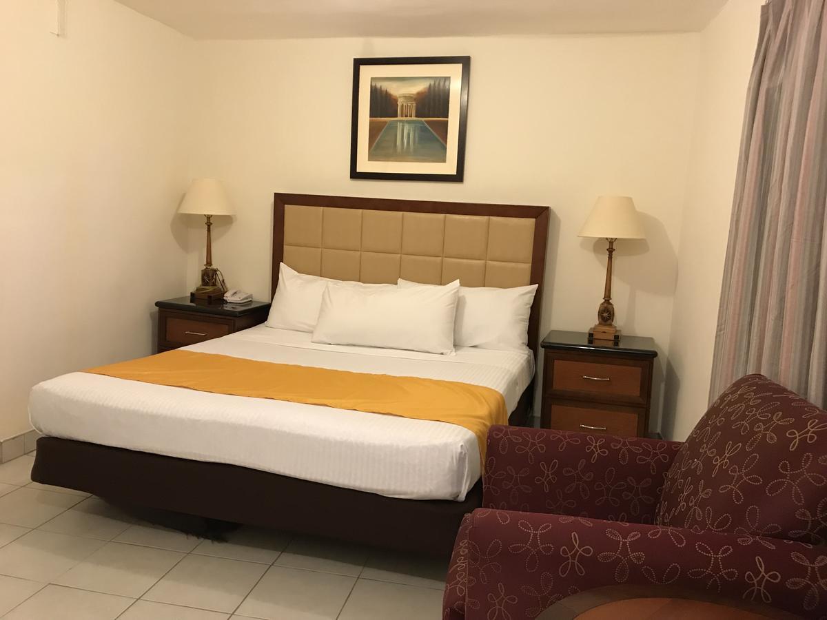 Hotel Guillen Jr Tijuana Eksteriør billede