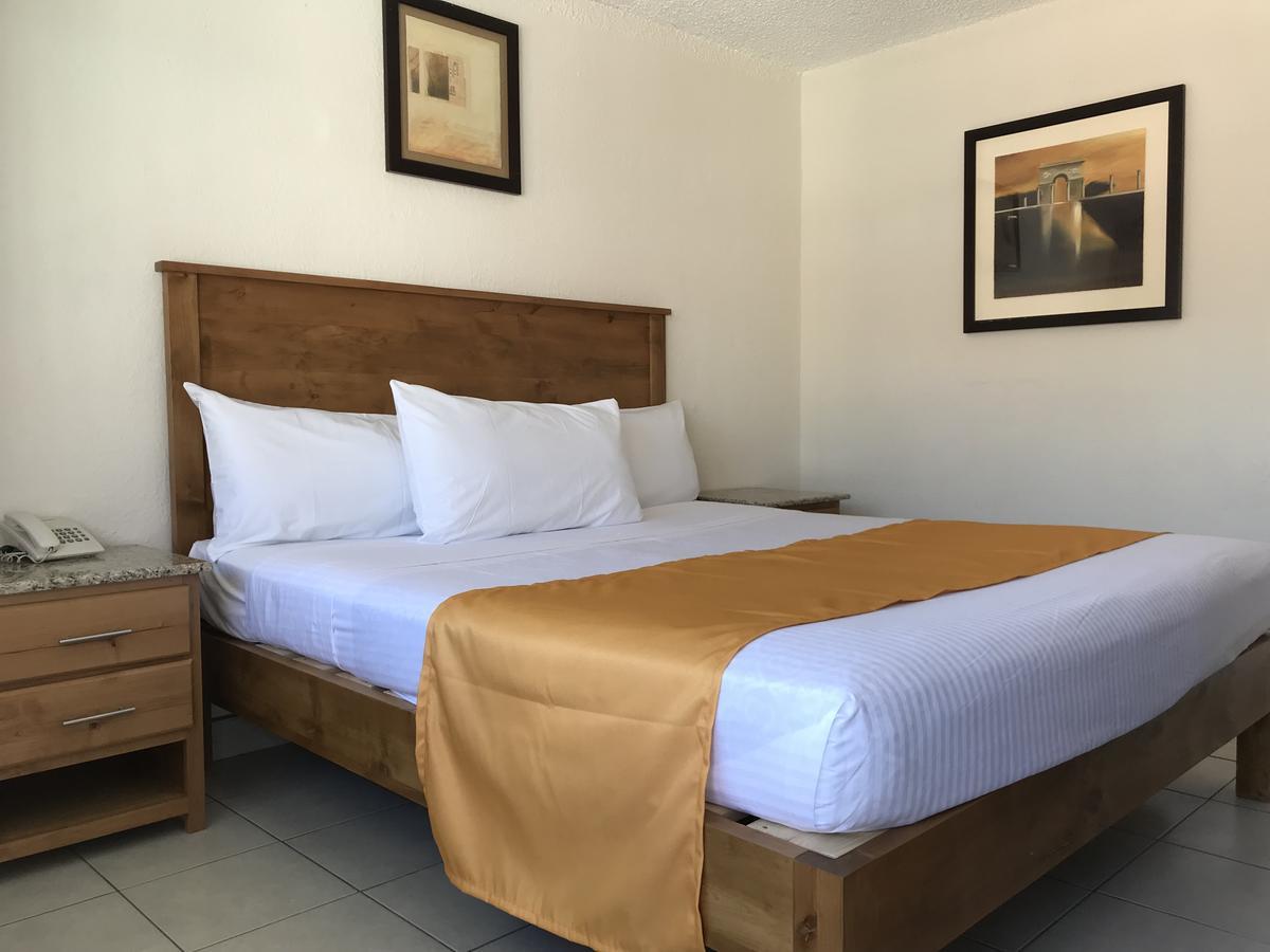 Hotel Guillen Jr Tijuana Eksteriør billede