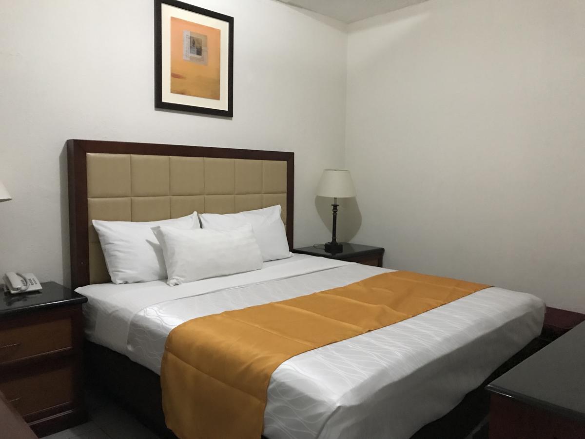 Hotel Guillen Jr Tijuana Eksteriør billede