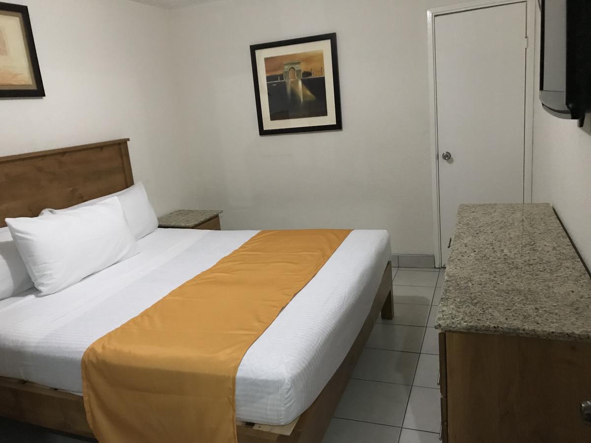 Hotel Guillen Jr Tijuana Eksteriør billede