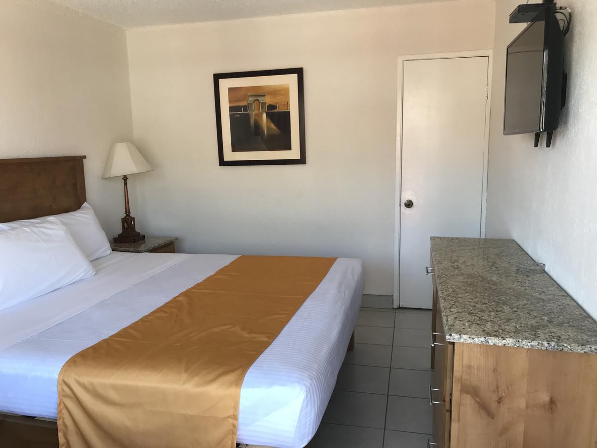Hotel Guillen Jr Tijuana Eksteriør billede